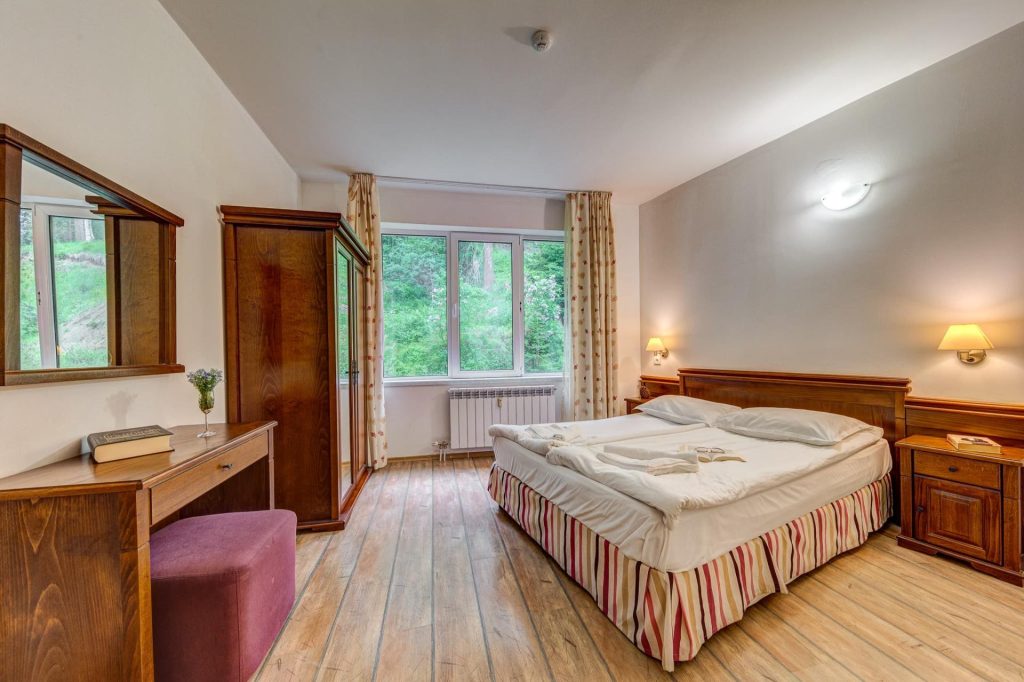 Stream-Resort-Pamporovo-Two-Bedroom-Apartment-Bedroom-Area